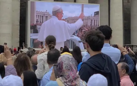 vatican :Papal Audience & Holy Door, St. Peter’s tour with Branch