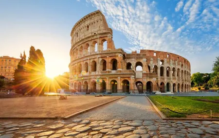 Rome: Small-Group Colosseum Arena and Forum Tour Adults Only