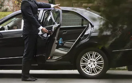 Transfer from Rome to Fiumicino Airport or Ciampino Airport