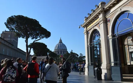 Vatican Museums with Sistine Chapel - Small Group Tour