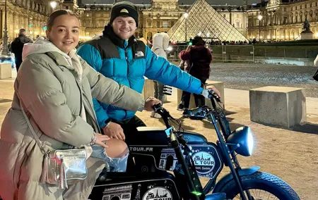 Night / Sunset Tour of Paris in Electric Bike