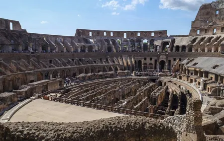 Rome: Colosseum, Forum, & Palatine Hill with Audio Guide