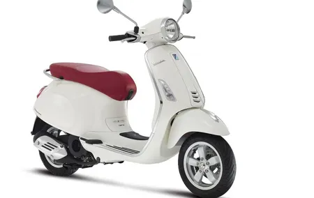 Rome Vespa Primavera 125 cc Rental - 48 Hours Rental