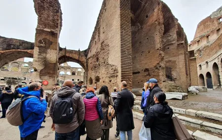Colosseum, Palatine Hill and Roman Forum Tour with Local Guide