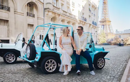 Private 2 - Hour Paris Landmarks Tour by Golf Cart Mini Moke
