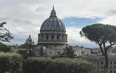 Private Transport from Vatican City to Rome Hotels