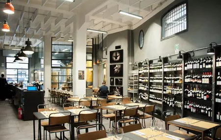 Unique Wine Tasting in Enoteca in Rome San Pietro Area