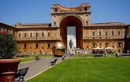 VATICAN CITY: Vatican Museums & Sistine Chapel Guided Tour Visit