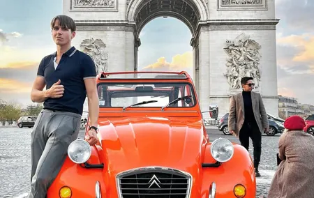 Private ride in a Citroën 2CV in Paris - 2h