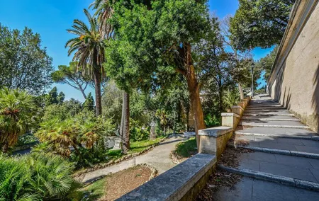 Sad Souls of Villa Borghese: Self-Guided Mystery Walk in Rome