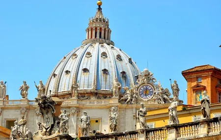 Skip the line fast Entrance Tickets: Vatican Museums & Sistine Chapel