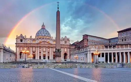 Guided Tour of St. Peter’s Basilica with Expert Guide