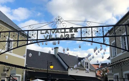 Shopping day at La Vallée Village from Paris