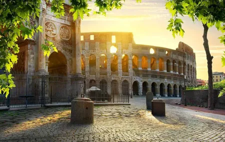 Colosseum, Roman Forum and Palatine Hill Fully Guided Tour