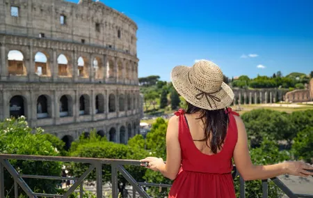 Semi-private tour: Colosseum & Ancient Rome VIP