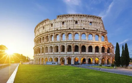 Colosseum, Ancient Forum and Palatine - Private tour with pick-up
