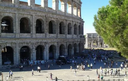 Rome Full Day Tour: Colosseum and Vatican Museums, Small Group