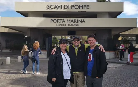 Pompeii and Herculaneum Skip-The-Line with Lunch&WineTasting from Rome