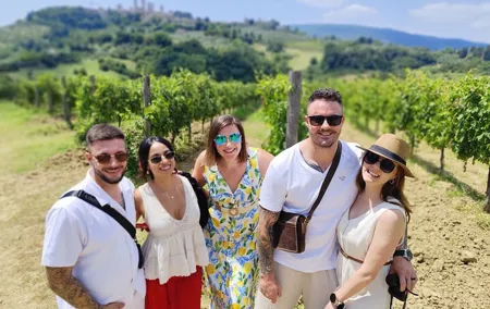 Tuscany Wine Tour: 2 Wineries & San Gimignano from Rome