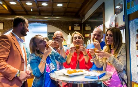 Local Food and Wine Walking Tour around Rome