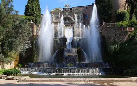 Small-Group Tour of Hadrian's Villa and Villa d'Este from Rome