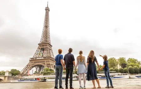 Private Professional Photoshoot in Paris
