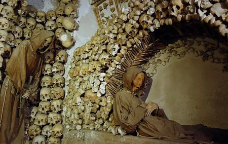 Unveil Rome : Crypts, Underground Aqueducts and Iconic Monuments