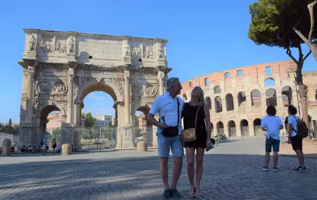 Rome Icons Private Tour: Colosseum & Vatican, Lunch & Luxury Cars