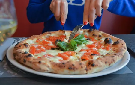 Last Lap! 1h Pizza Class in Rome