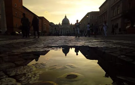 Vatican Family Tour (vip entrance) Story Telling guides