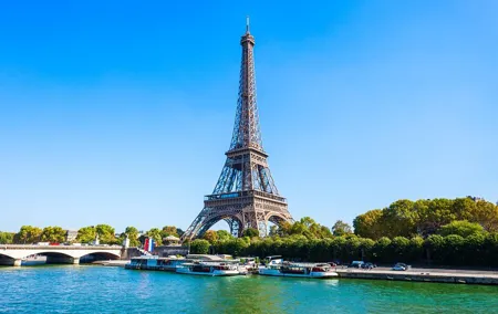 Paris: Essentials City Card-your Card for the top attractions