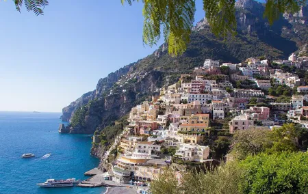 Private Day Trip from Rome to Amalfi and Positano with Luxury Car