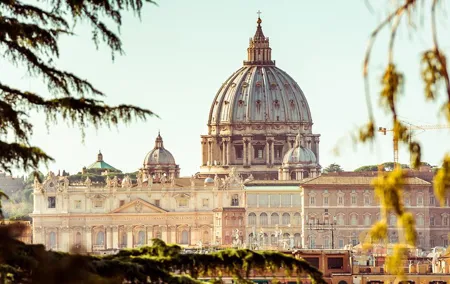 Guided Walking Tour in Vatican with Entry Ticket