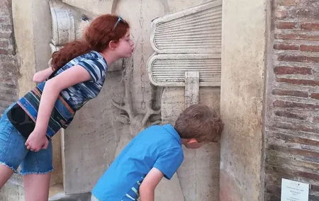 Castel Sant'Angelo Pantheon & Piazza Navona Tour for Kids and Families in Rome