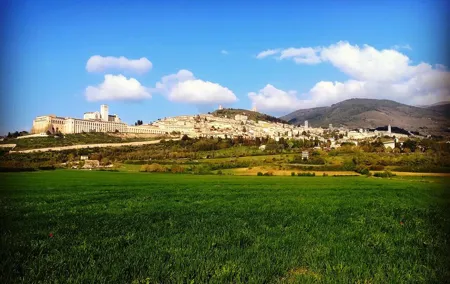 Rome to Assisi day trip by driver and official guide