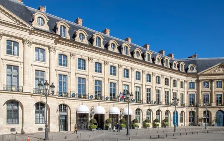 Paris WWII Walking Tour Explore History and Resistance