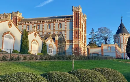 Champagne Taittinger and Pommery Private Tasting trip from Paris