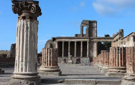 Semi private half day in Pompeii from Rome extraordinary afternoon opening