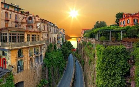 Pompeii Skip-The-Line and Sorrento FullDay from Rome