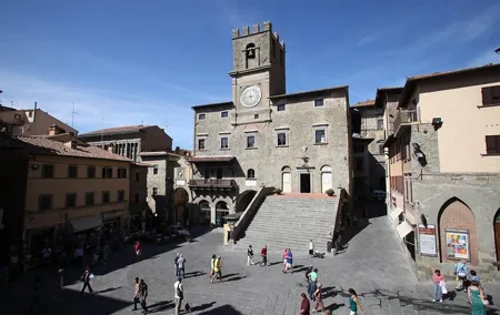 Under the Tuscan Sun Tour from Rome-Cortona & Montepulciano 1 day