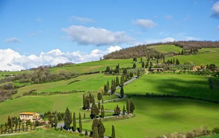 Montepulciano and Pienza Tuscany Full Day Tour from Rome