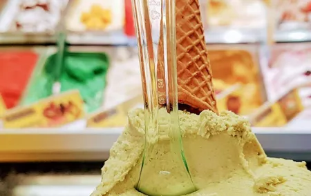 Rome Gelato Class with Tastings by Do Eat Better Experience