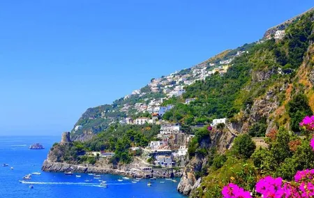 Full-Day Trip to Pompeii, Positano and Amalfi coast
