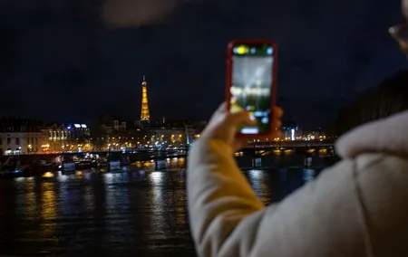 Paris by Night: Evening Walking Tour through the City of Lights