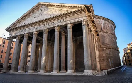 Historical Walking Tour in Pantheon with Tickets