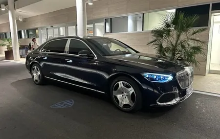 Private tour of Rome 4 hours with Mercedes Maybach S 580 4 matic