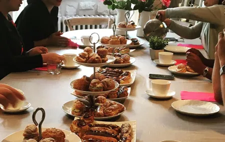 Paris Cooking Class: Chocolate Éclairs and Cream Puffs