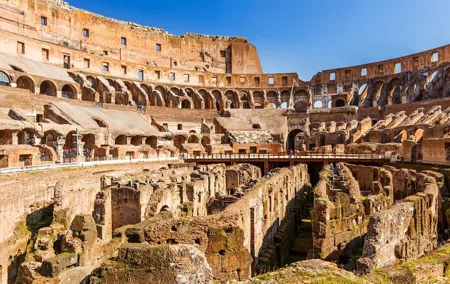 Private Full Experience Guided Tour of the Colosseum with Arena
