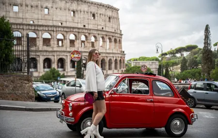 Explore Rome with Fiat 500 Tour and Professional Photos