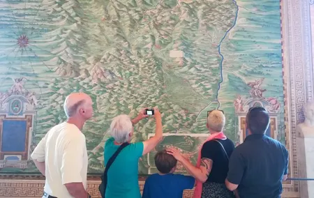 Full-day Tour of Rome with Alessandra! Colosseum, Vatican, Pantheon & more...